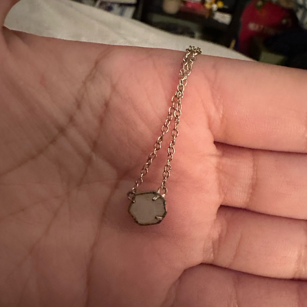 kendra scott necklace - silver